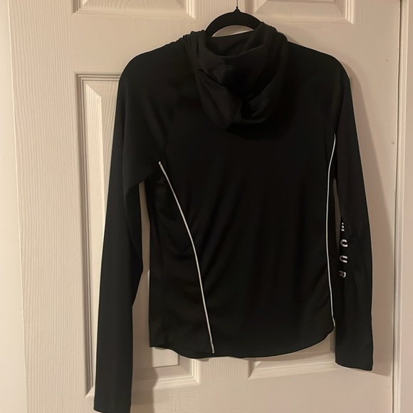 Under Armour Loose HeatGear - Picture 6 of 7